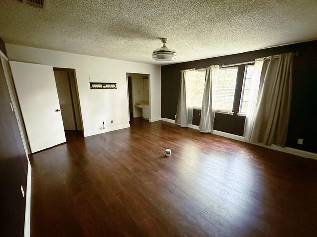 2209 Triway Lane 263, Houston, TX 77043