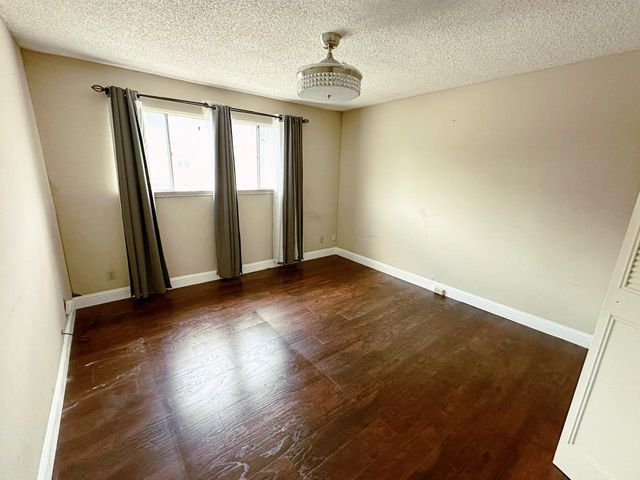 2209 Triway Lane 263, Houston, TX 77043
