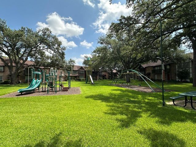2209 Triway Lane 263, Houston, TX 77043