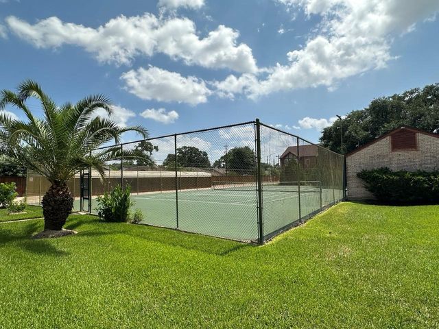 2209 Triway Lane 263, Houston, TX 77043