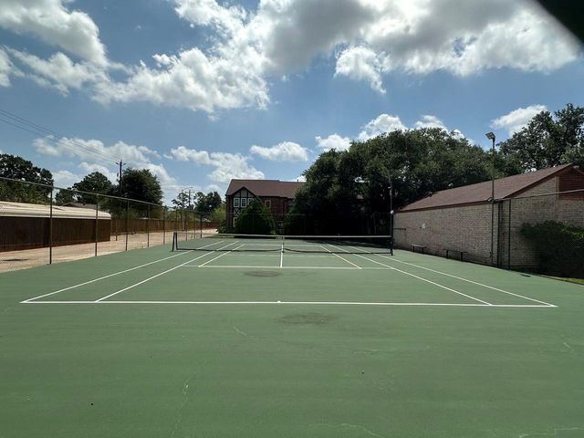 2209 Triway Lane 263, Houston, TX 77043