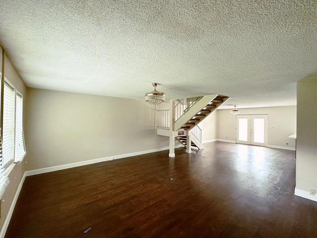 2209 Triway Lane 263, Houston, TX 77043