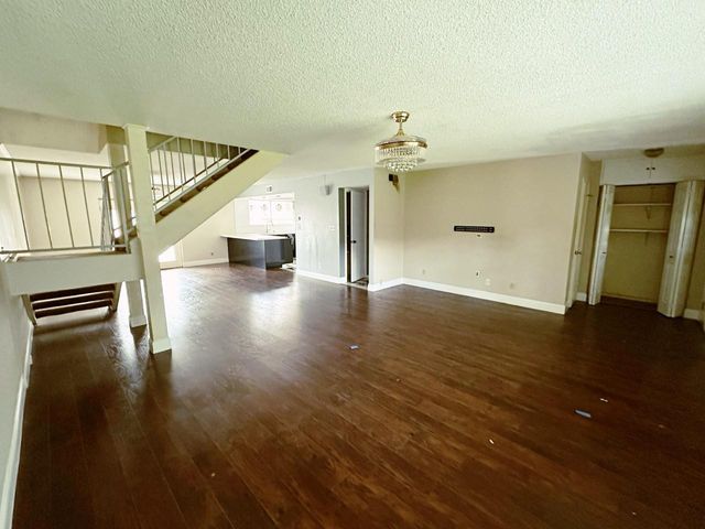 2209 Triway Lane 263, Houston, TX 77043