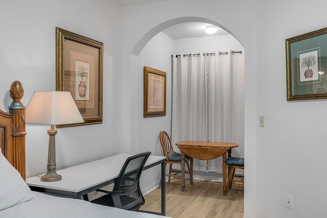 106 SW Peacock Blvd Apt 4-102 St, Port St Lucie, FL 34986