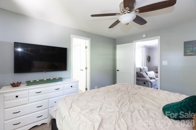 812 N Ransom Street, Gastonia, NC 28052