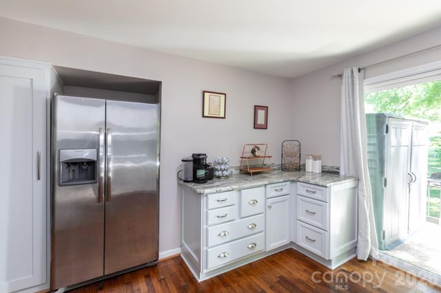 812 N Ransom Street, Gastonia, NC 28052