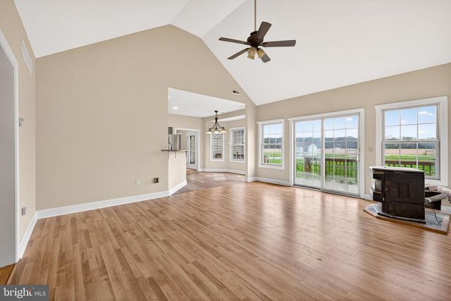 82 DORIAN DR, Dover, DE 19904