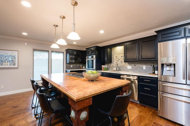 4 Nob View Circle, Little Rock, AR 72205