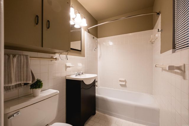 4 Nob View Circle, Little Rock, AR 72205