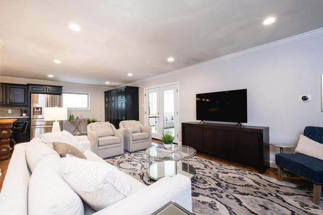 4 Nob View Circle, Little Rock, AR 72205