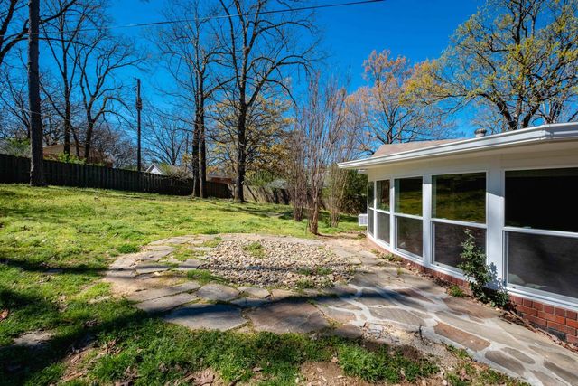 4 Nob View Circle, Little Rock, AR 72205