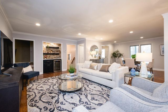 4 Nob View Circle, Little Rock, AR 72205