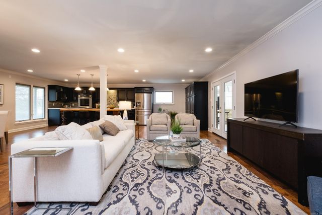 4 Nob View Circle, Little Rock, AR 72205