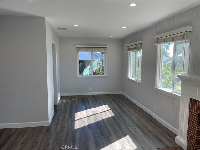 2630 N Brighton, Burbank, CA 91504