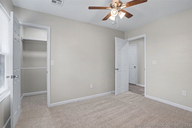 4752 S 27TH West Avenue, Tulsa, OK 74107