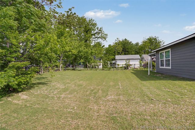 4752 S 27TH West Avenue, Tulsa, OK 74107