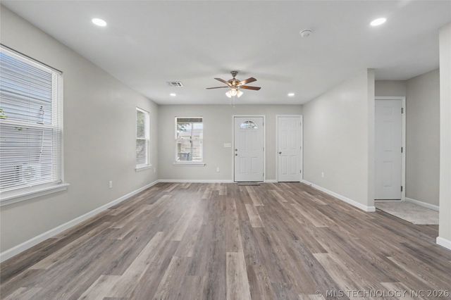 4752 S 27TH West Avenue, Tulsa, OK 74107