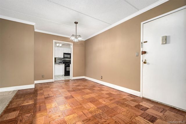480 Halstead Avenue 4V, Harrison, NY 10528