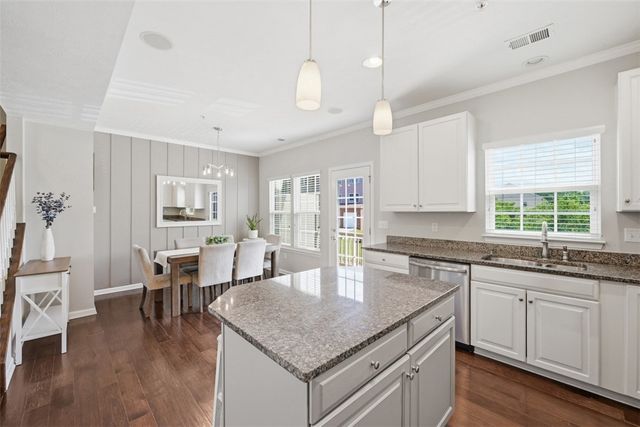 201 Thornapple Lane, Cranberry Twp, PA 16066