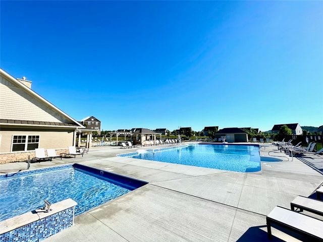 201 Thornapple Lane, Cranberry Twp, PA 16066