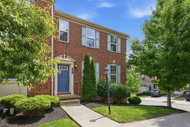 201 Thornapple Lane, Cranberry Twp, PA 16066