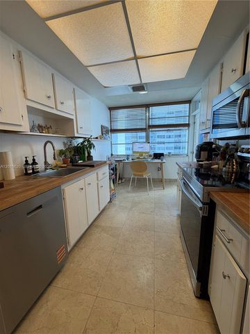18061 Biscayne Blvd 601, Aventura, FL 33160