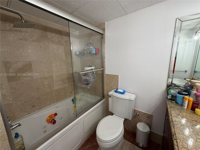 18061 Biscayne Blvd 601, Aventura, FL 33160