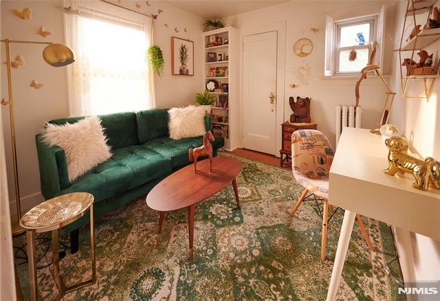 274 Englewood Avenue, Teaneck, NJ 07666