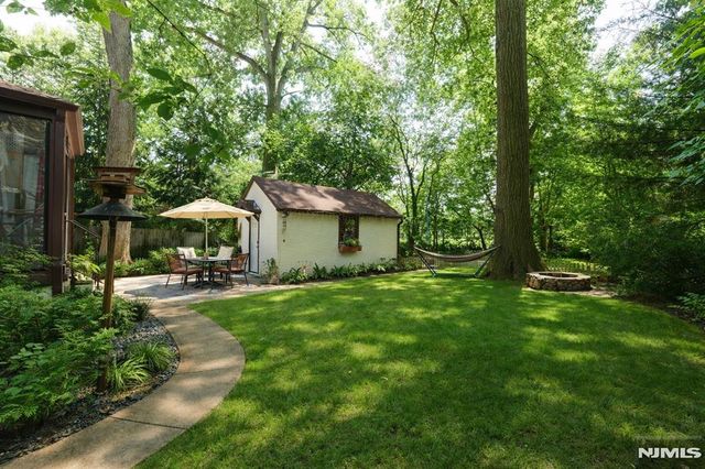 274 Englewood Avenue, Teaneck, NJ 07666