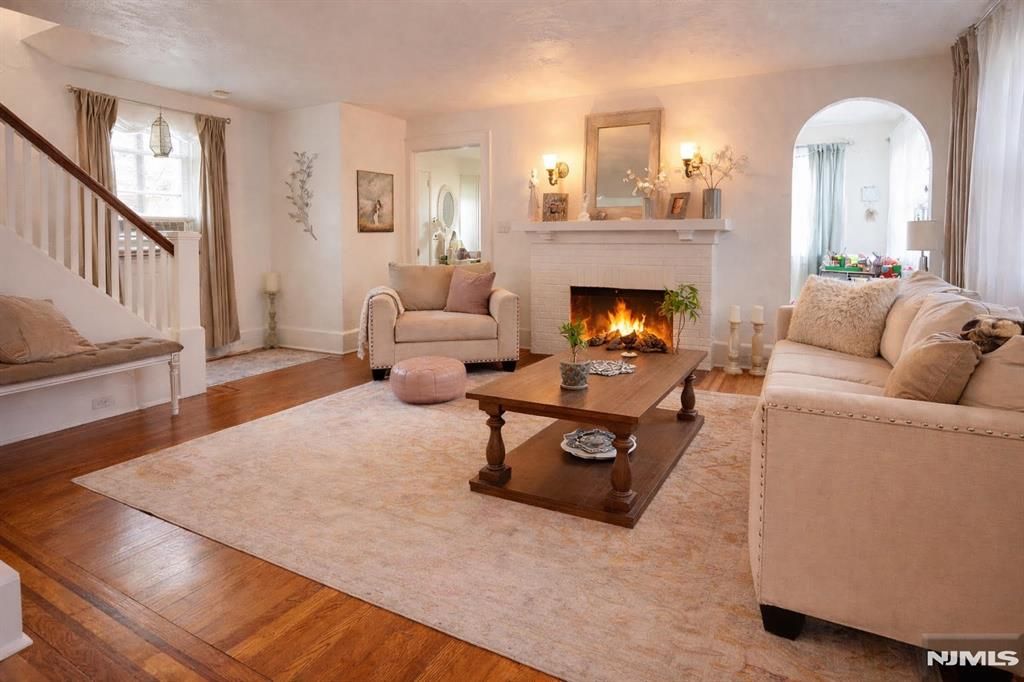 274 Englewood Avenue, Teaneck, NJ 07666