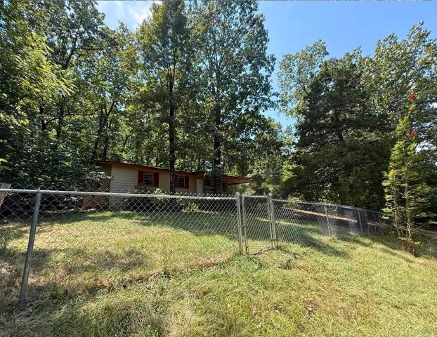 127 Algonquin Cir, Cherokee Village, AR 72529