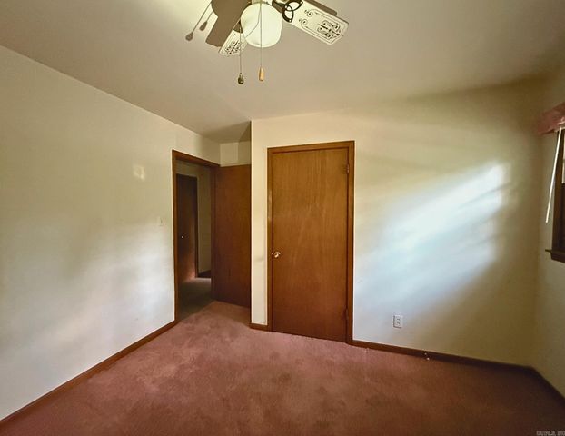 127 Algonquin Cir, Cherokee Village, AR 72529