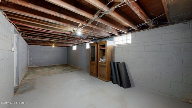 3308 Blackstone Drive, Toledo, OH 43608