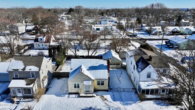 3308 Blackstone Drive, Toledo, OH 43608