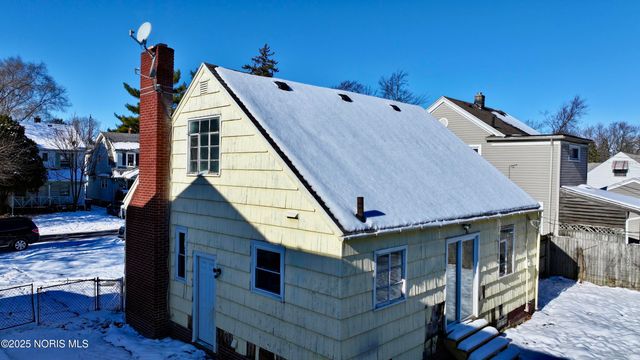 3308 Blackstone Drive, Toledo, OH 43608