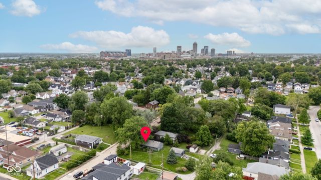 1867 New Street, Indianapolis, IN 46203