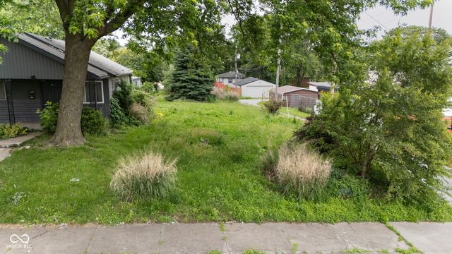 1867 New Street, Indianapolis, IN 46203