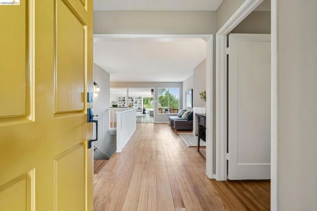 1427 Summit Rd, Berkeley, CA 94708
