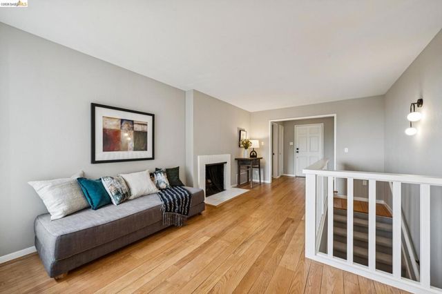 1427 Summit Rd, Berkeley, CA 94708
