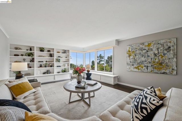1427 Summit Rd, Berkeley, CA 94708