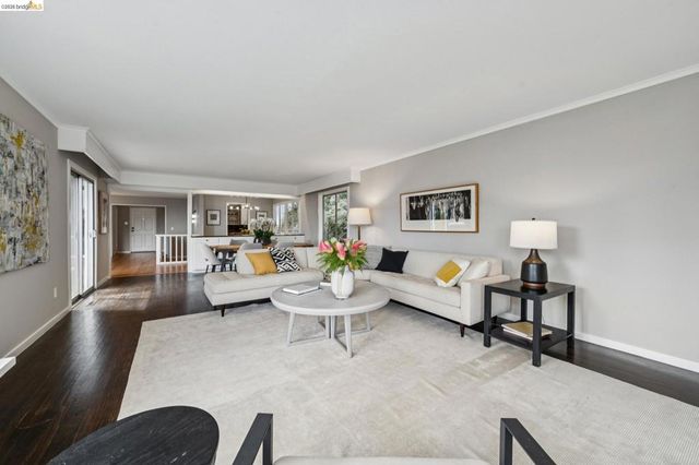 1427 Summit Rd, Berkeley, CA 94708