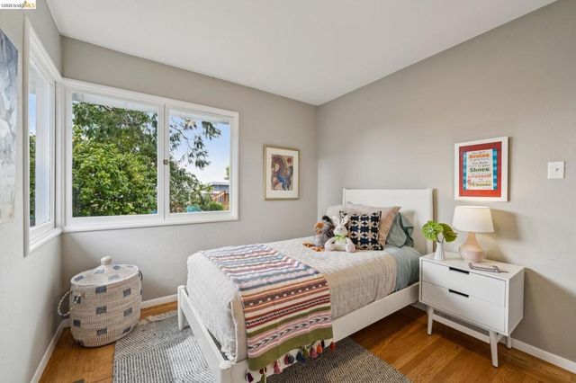 1427 Summit Rd, Berkeley, CA 94708