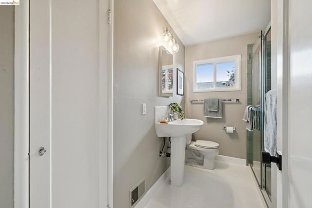 1427 Summit Rd, Berkeley, CA 94708