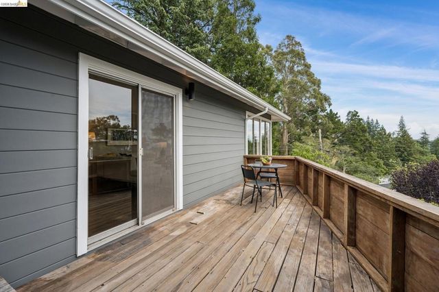 1427 Summit Rd, Berkeley, CA 94708