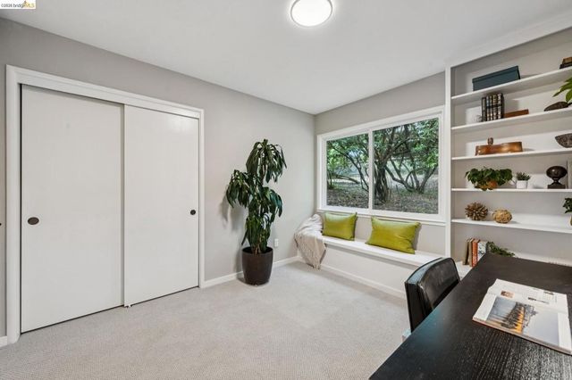 1427 Summit Rd, Berkeley, CA 94708