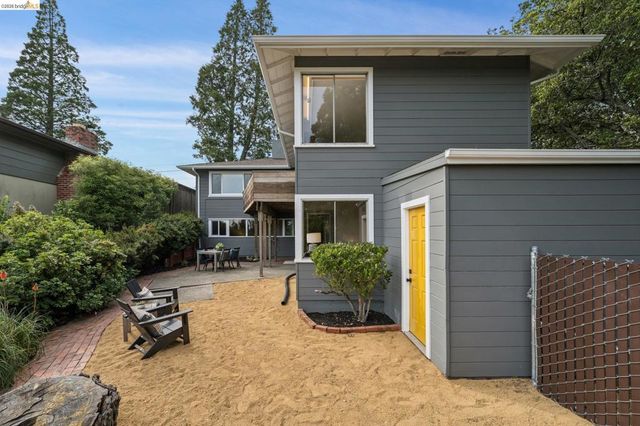 1427 Summit Rd, Berkeley, CA 94708