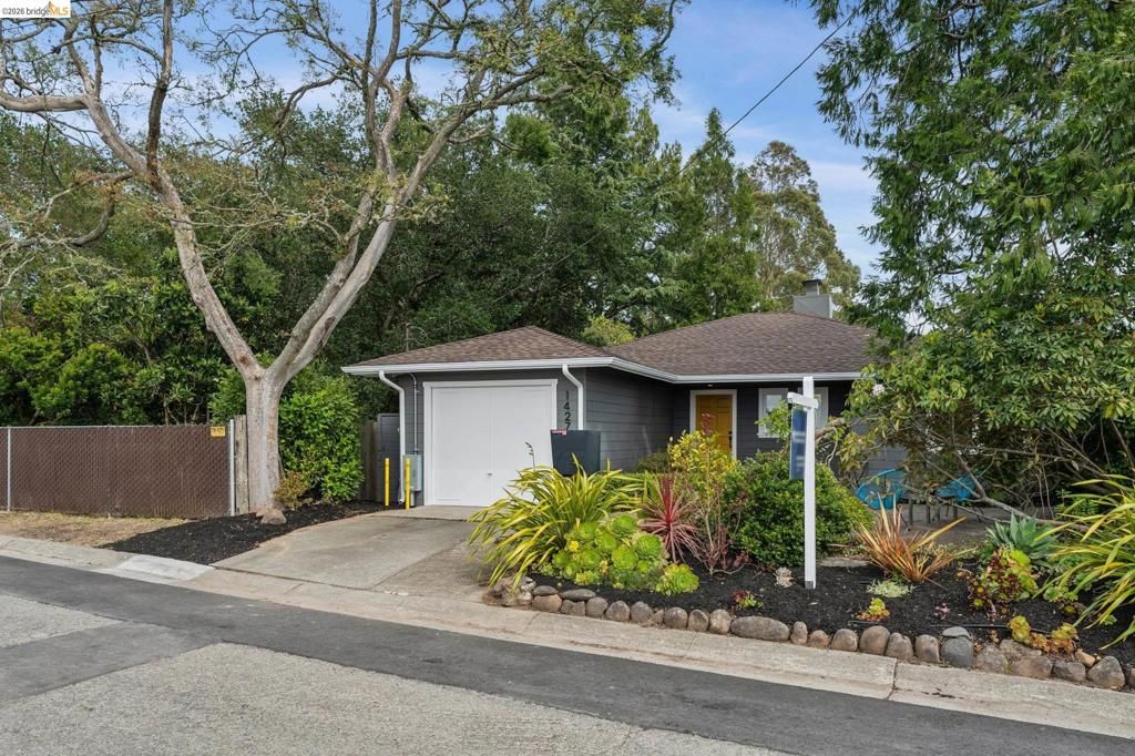 1427 Summit Rd, Berkeley, CA 94708
