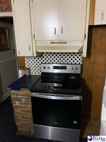 3508 E National Cemetary Rd, Florence, SC 29506