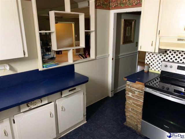 3508 E National Cemetary Rd, Florence, SC 29506