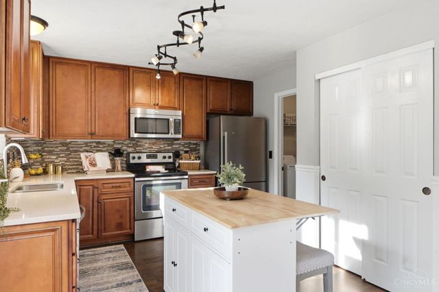 6859 Autumn Glen Drive, West Chester, OH 45069